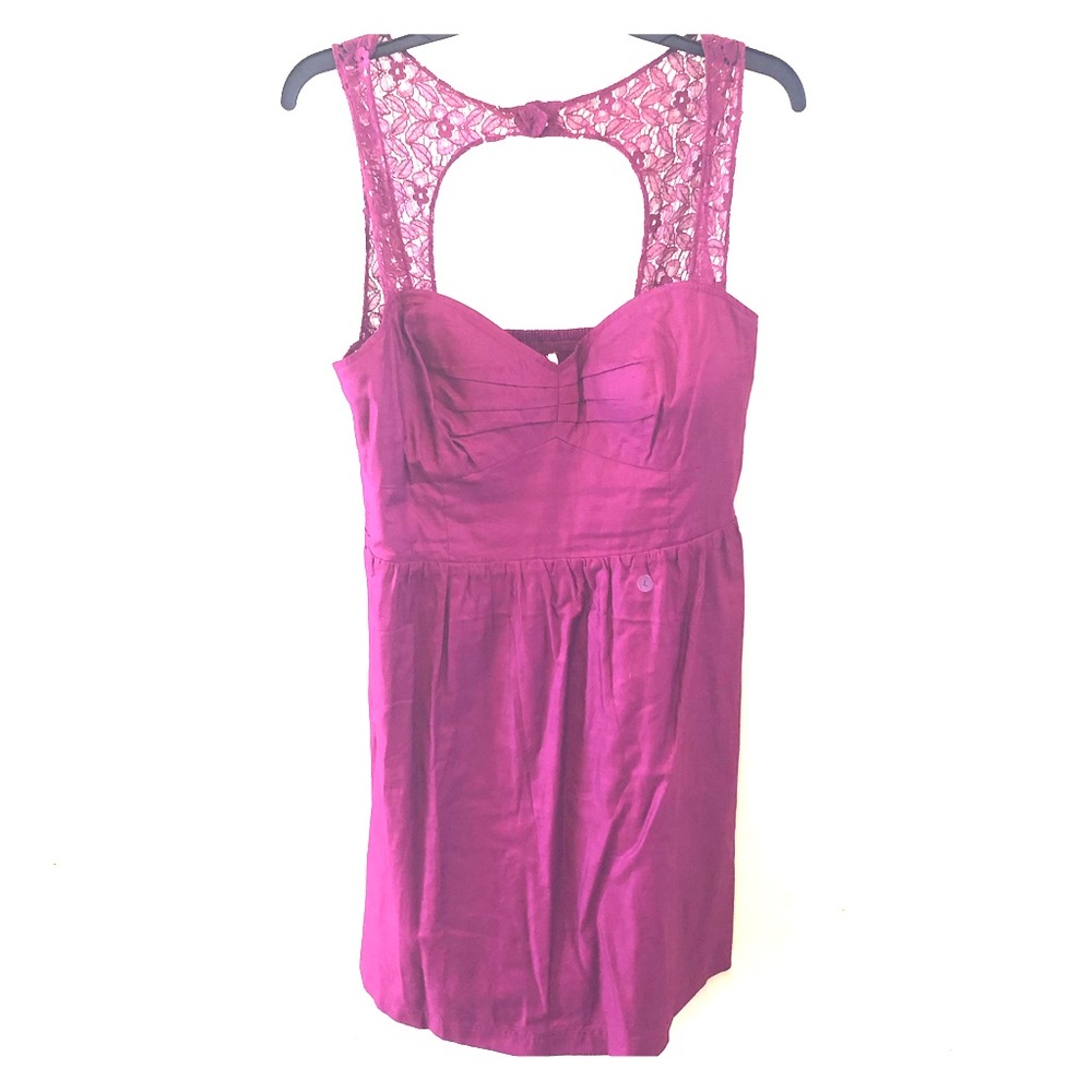 NWOT Magenta American Eagle Lace Back Dress
